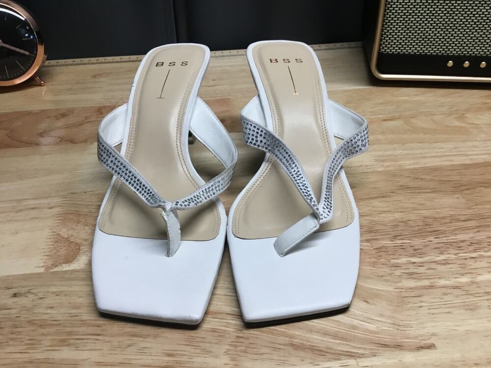 Black Suede Studio Heels Women's 7.5 White Leather Crystal Embellished Sandal